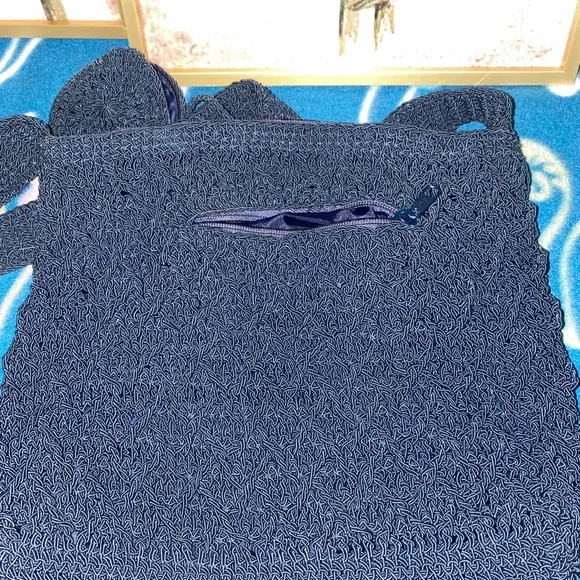 Vintage Nylon Knit Navy Blue Purse with attached change purse - Picture 7 of 13